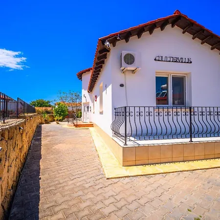 Willa Coulterville Villa, Catalkoy, Northern Cyprus *
