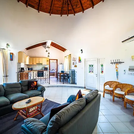 Willa Coulterville Villa, Catalkoy, Northern Cyprus *